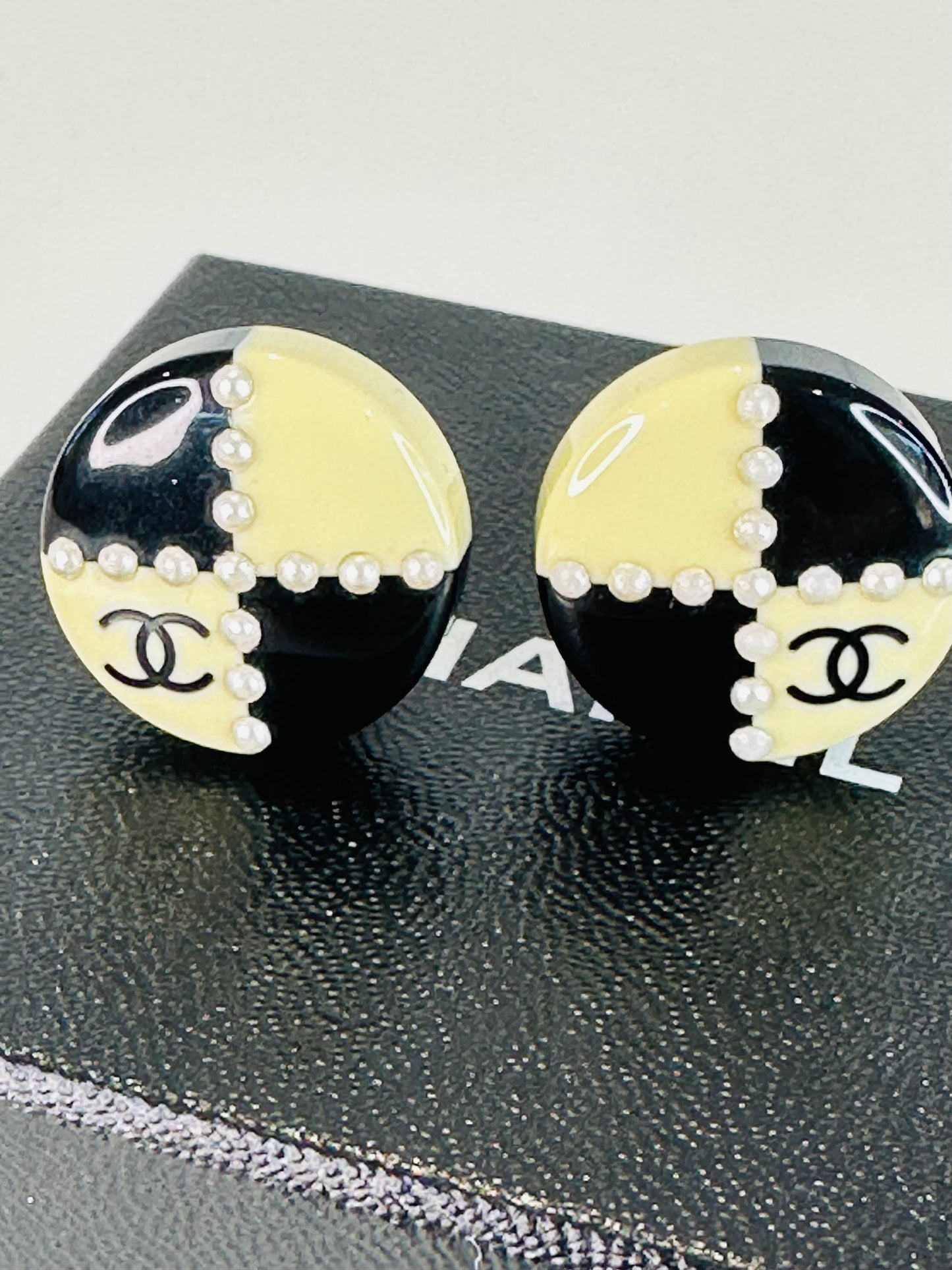 Checkerboard Clip-on Earrings