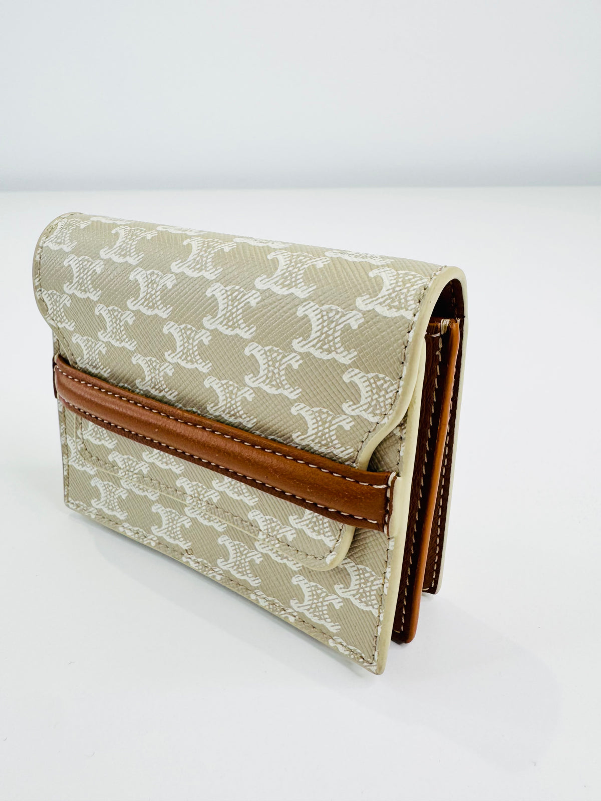 Triomphe Canvas Business Card Holder