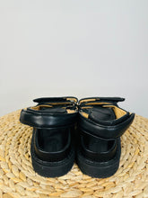 Load image into Gallery viewer, Leather Madee Padded Sandals - Size 39
