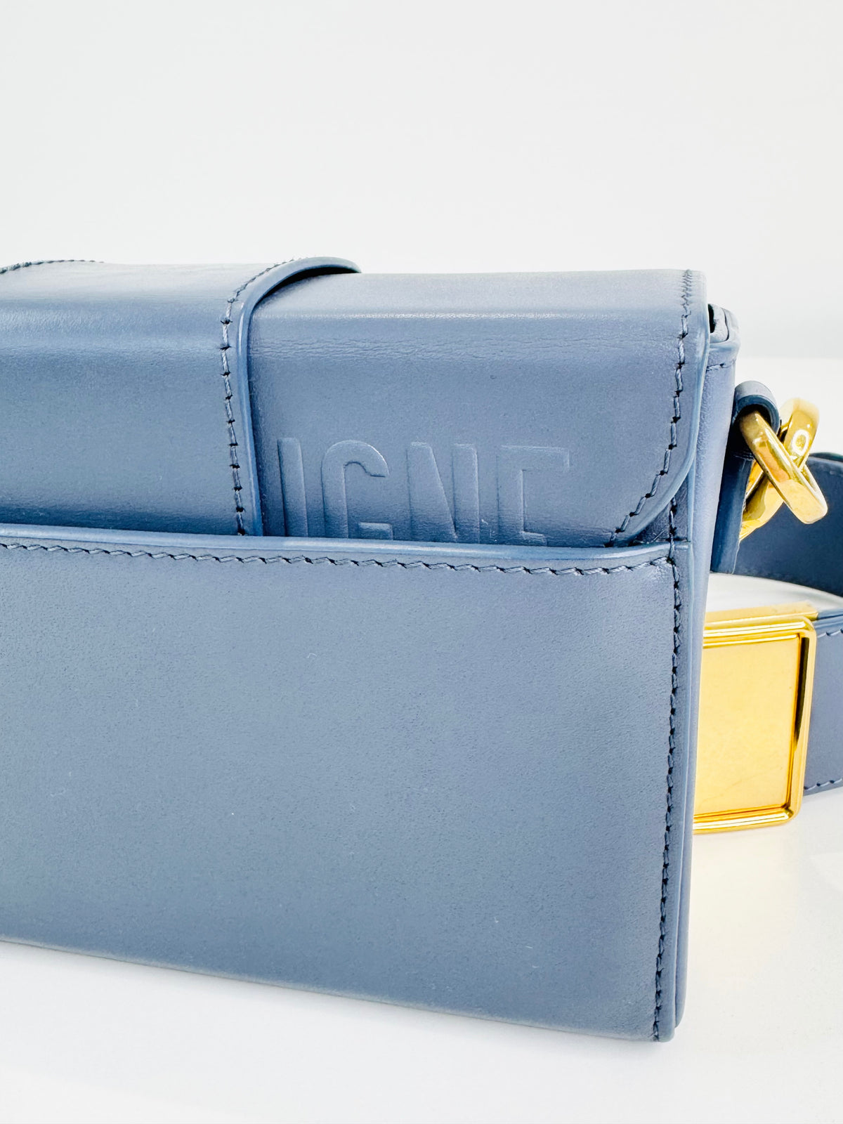 30 Montaigne Small Box Bag
