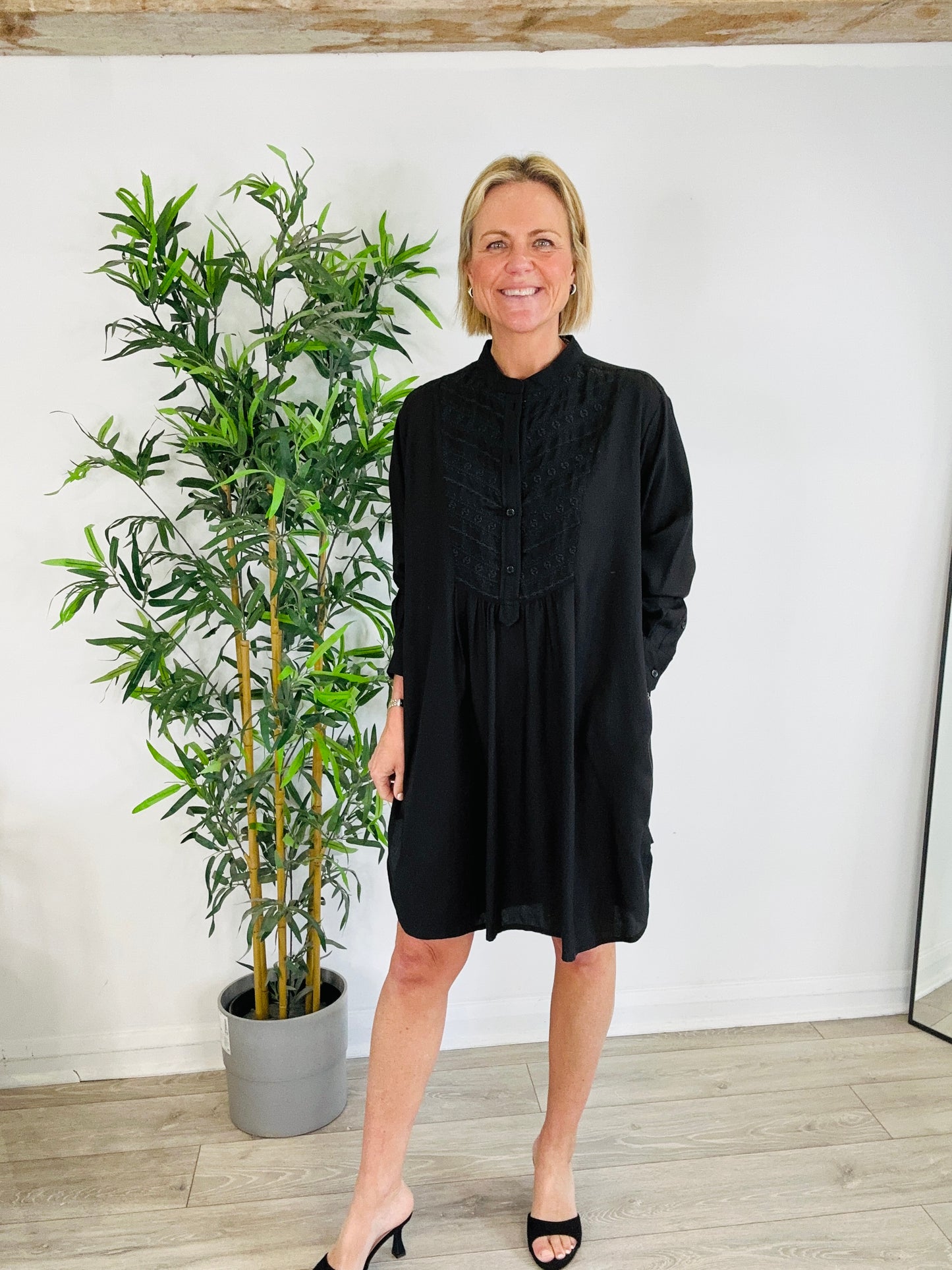 Embroidered Bilbao Dress - Size 38