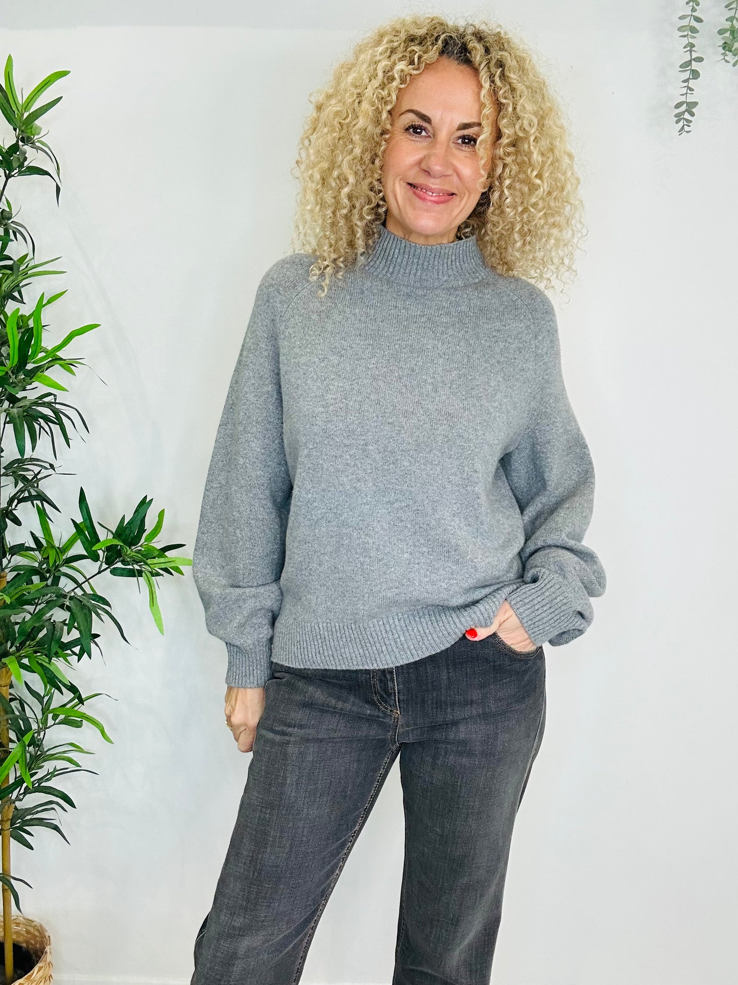 Cashmere Jumper - Size M