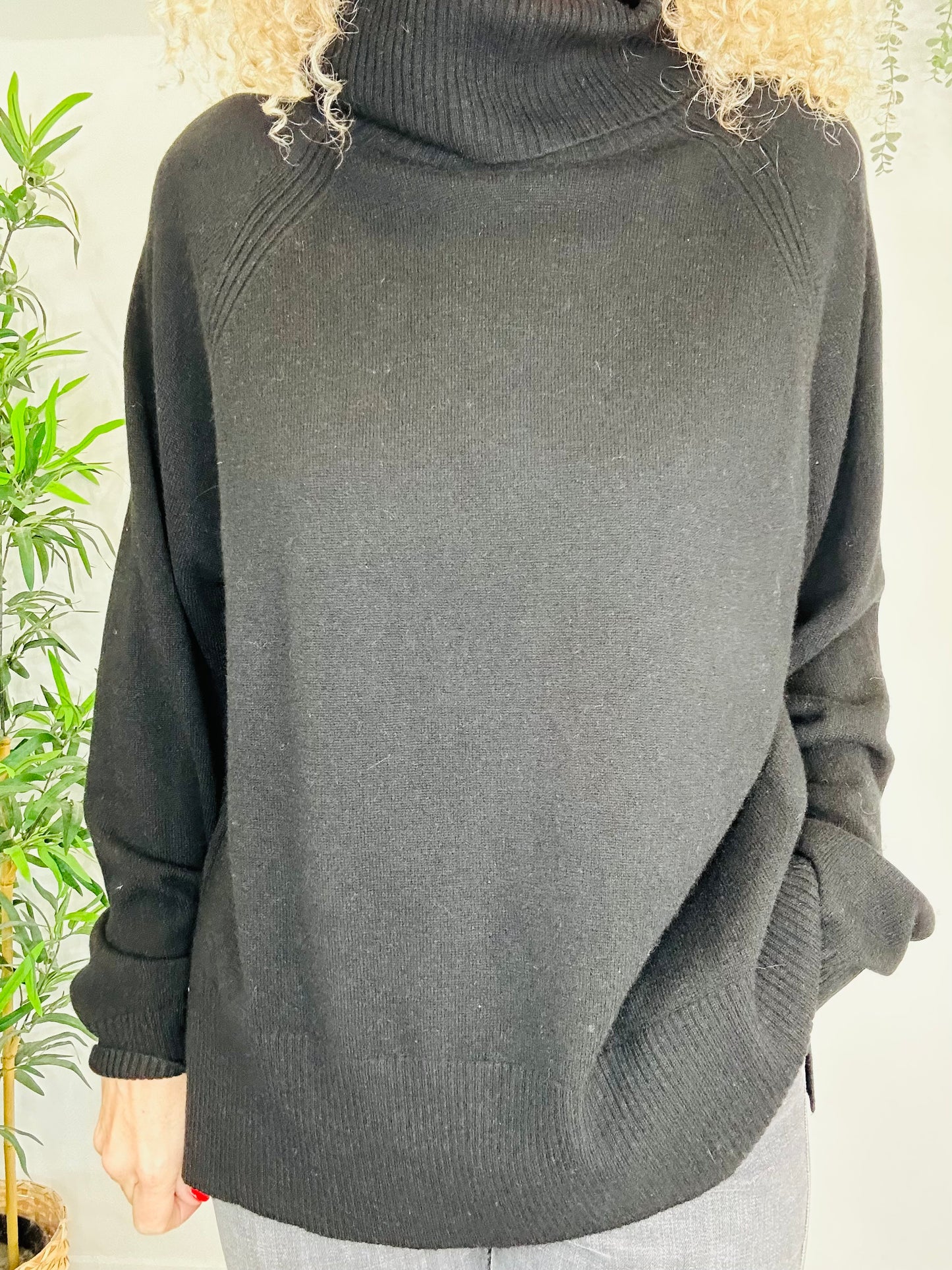 Roll Neck Cashmere Jumper - Size M