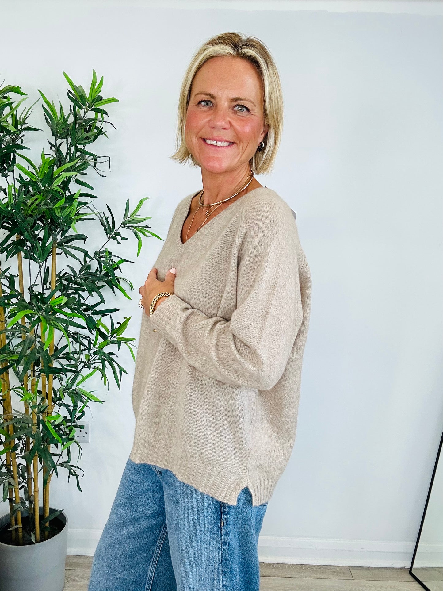 Cashmere V-Neck Jumper - Size 4
