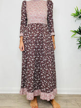 Load image into Gallery viewer, Floral Maxi Dress - Size 6
